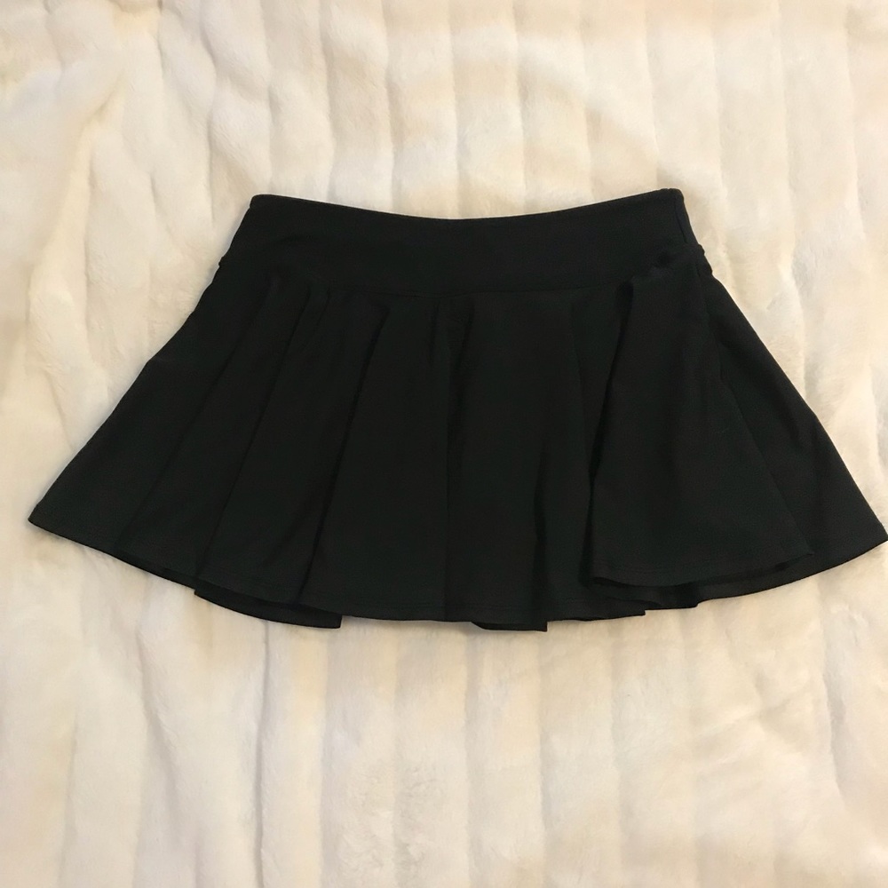 Black tennis skirt